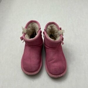 Pink koolaburra uggs